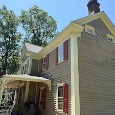 1770s-Beauty-Modern-day-Roof 2