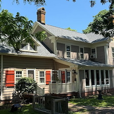 1770s-Beauty-Modern-day-Roof 1